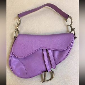 $2199 on site ! DIOR vintage 2000s purple Saddle bag